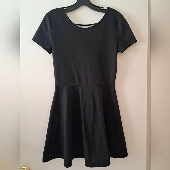 bardot black off the shoulder dress Vireous Off Shoulder Short Sleeve, Large Swallowtail Bardot Dress –  Vireous.Shop